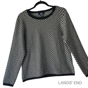 LANDS’ END | NWOT CASHMERE SWEATER CREWNECK BLACK WHITE CHEVRON | MEDIUM PETITE
